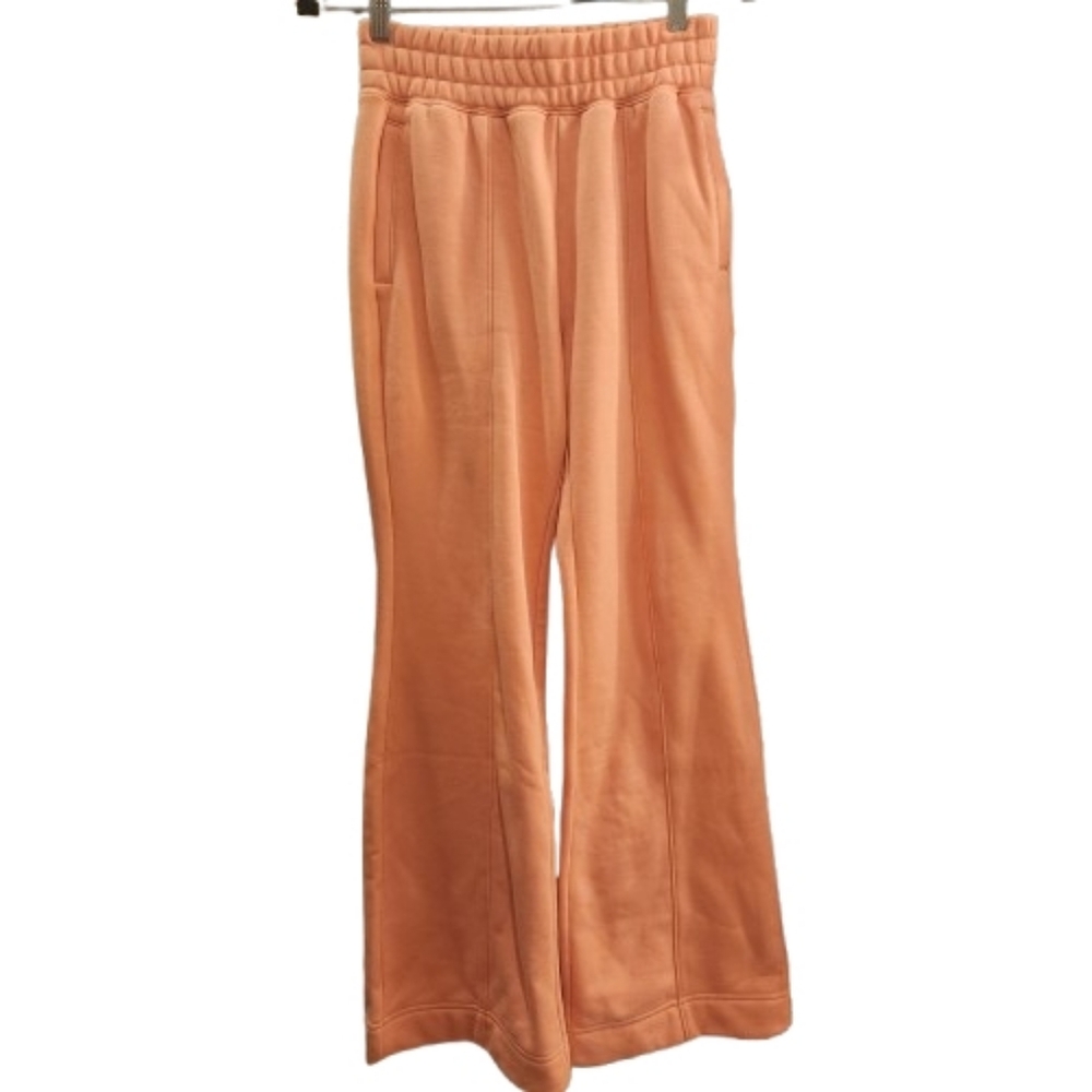 Fabletics Apricot Fleece Pants – Size XS (NWOT)